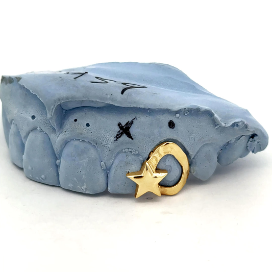 Custom 2 Teeth - 3D Star + Open Face Window