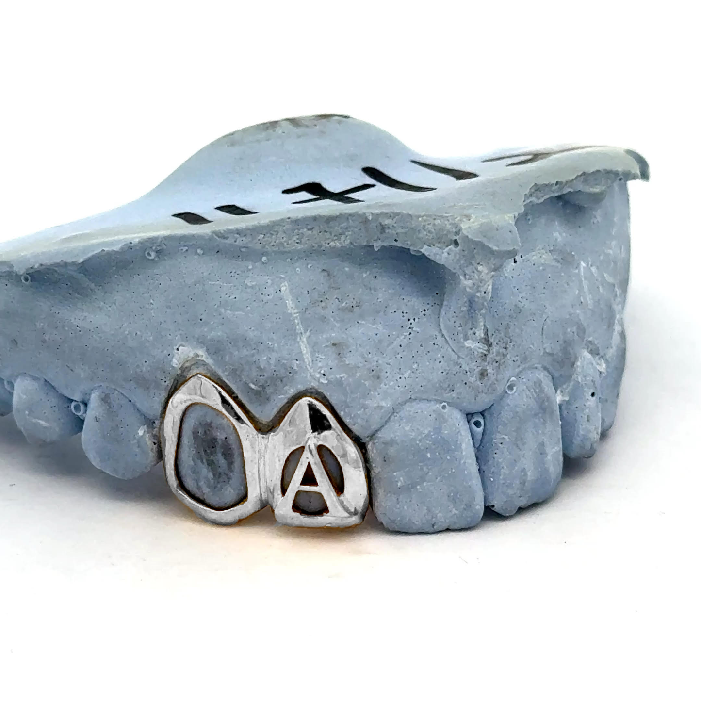 Custom 2 Teeth - Open Face Window + 3D Letter